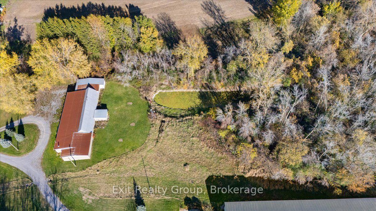 Photo 21 of 2421 County Road 3, Prince Edward County, Ameliasburg Ward — HOMEH