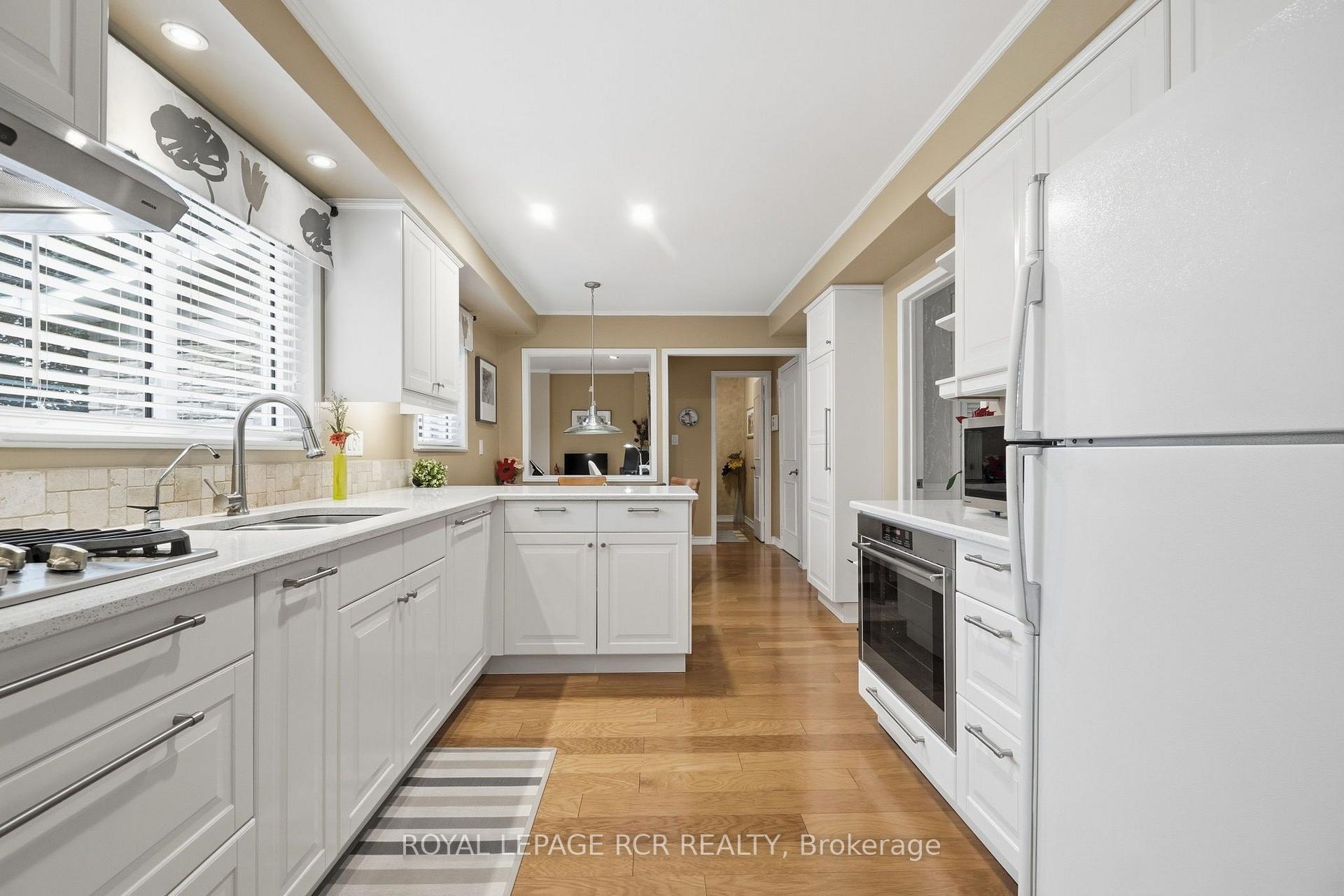 Photo 13 of 62 Wright Crescent, Caledon, Bolton North — HOMEH
