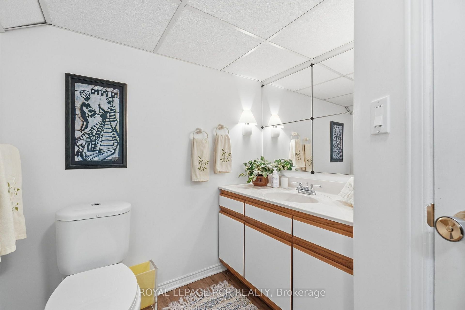 Photo 33 of 62 Wright Crescent, Caledon, Bolton North — HOMEH