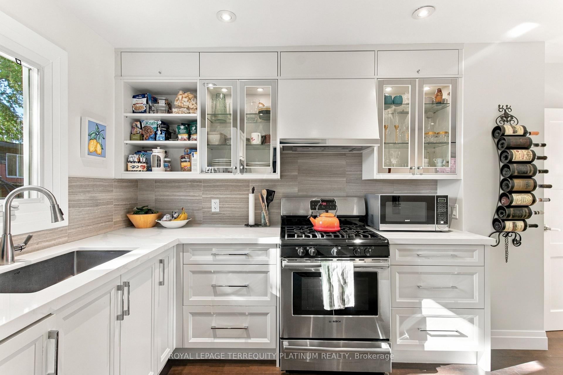 Photo 10 of 493 Mortimer Avenue, Toronto, Danforth Village-East York — HOMEH