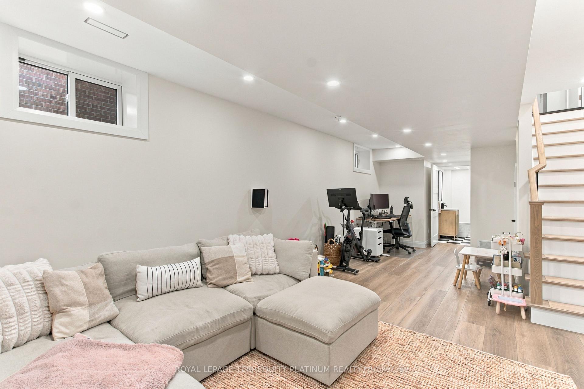 Photo 17 of 493 Mortimer Avenue, Toronto, Danforth Village-East York — HOMEH