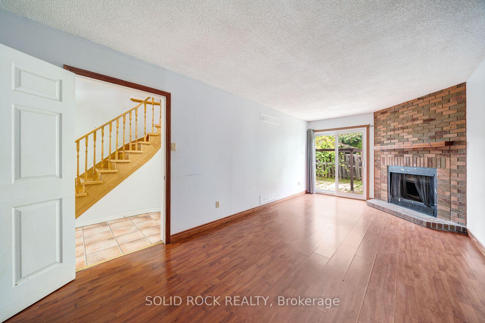 Photo 11 of 2394 Strathmore Crescent, Pickering, Brock Ridge — HOMEH