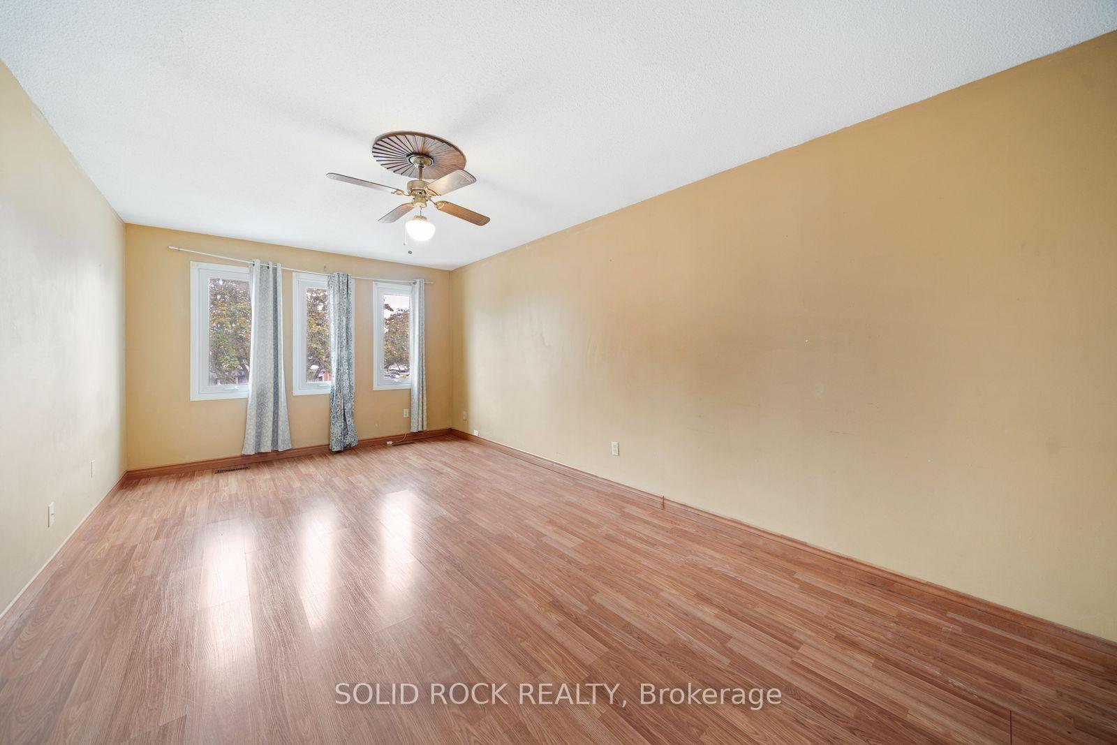 Photo 17 of 2394 Strathmore Crescent, Pickering, Brock Ridge — HOMEH