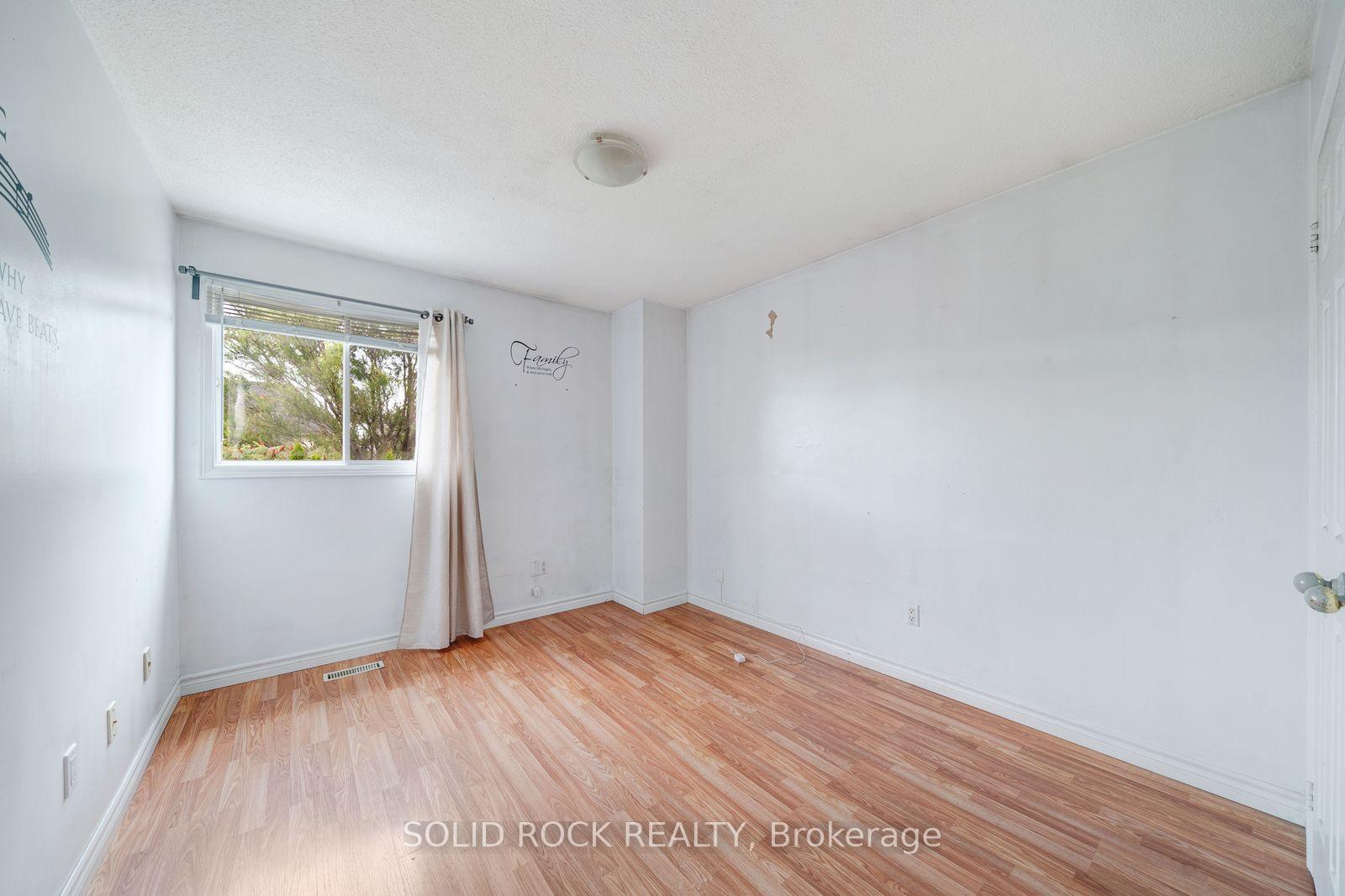 Photo 24 of 2394 Strathmore Crescent, Pickering, Brock Ridge — HOMEH