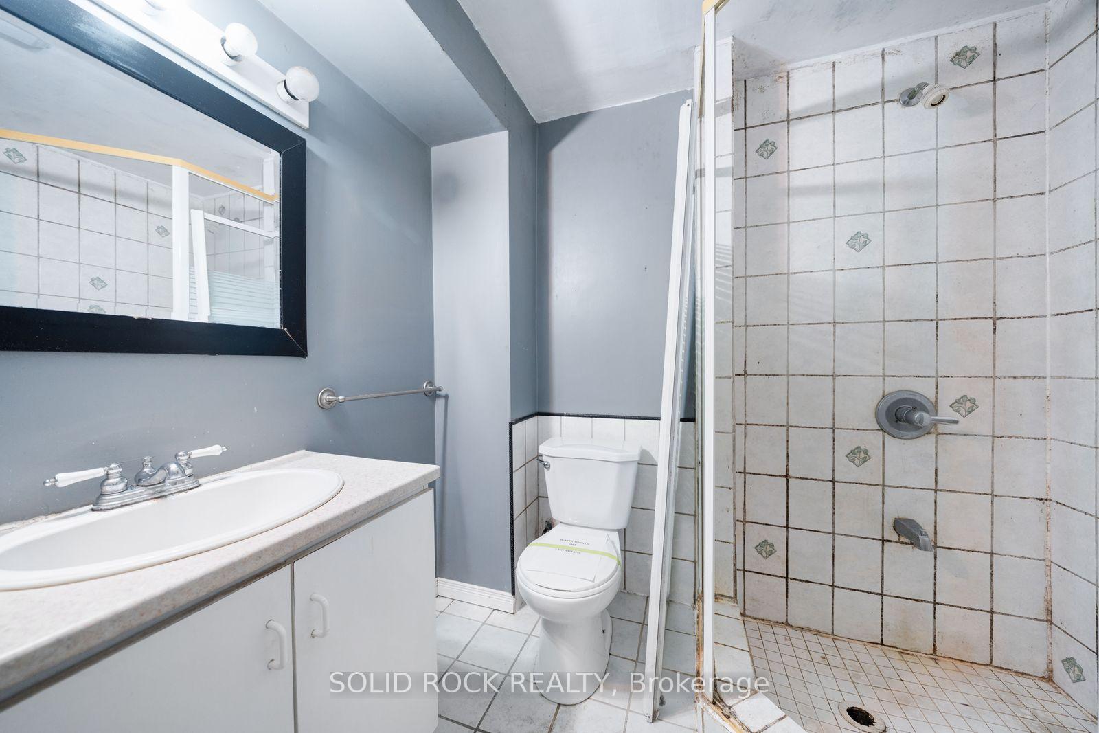 Photo 37 of 2394 Strathmore Crescent, Pickering, Brock Ridge — HOMEH