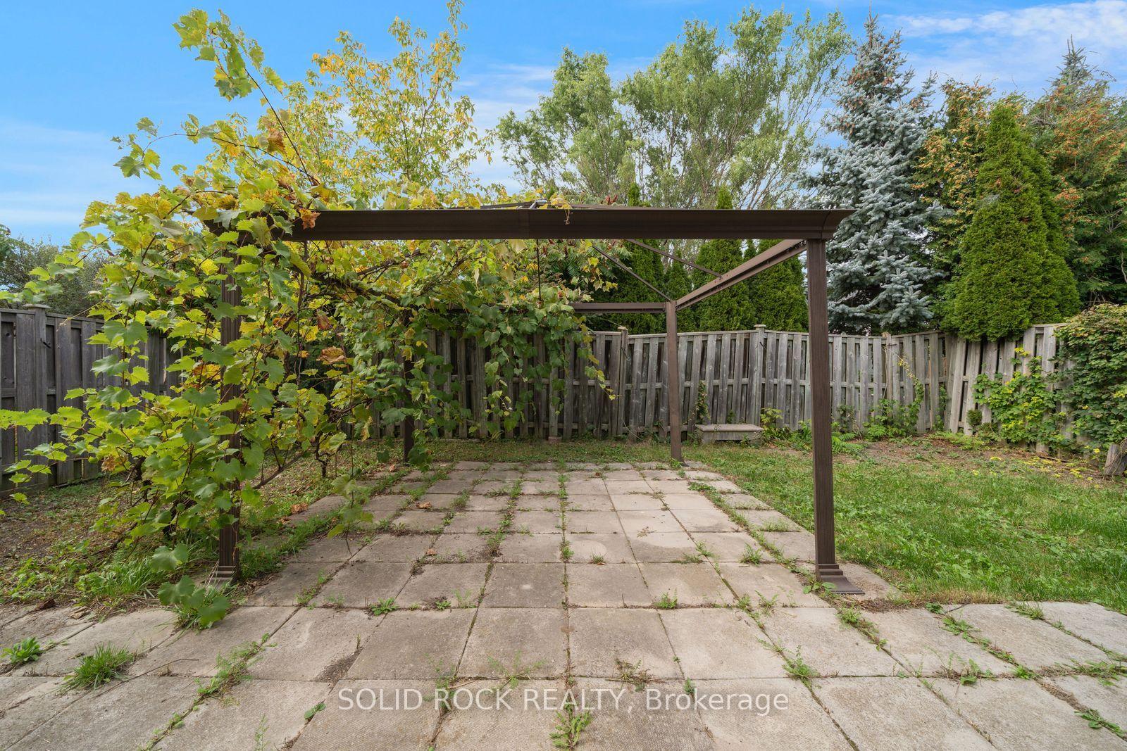 Photo 39 of 2394 Strathmore Crescent, Pickering, Brock Ridge — HOMEH