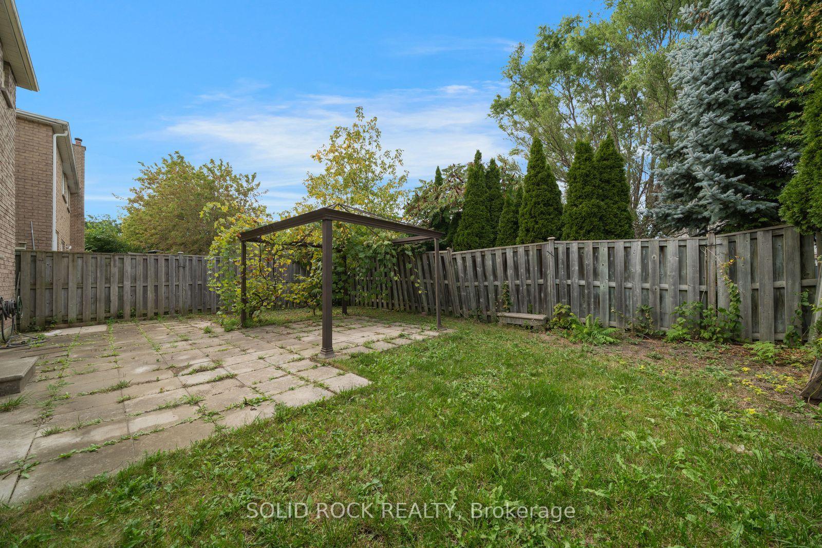 Photo 40 of 2394 Strathmore Crescent, Pickering, Brock Ridge — HOMEH