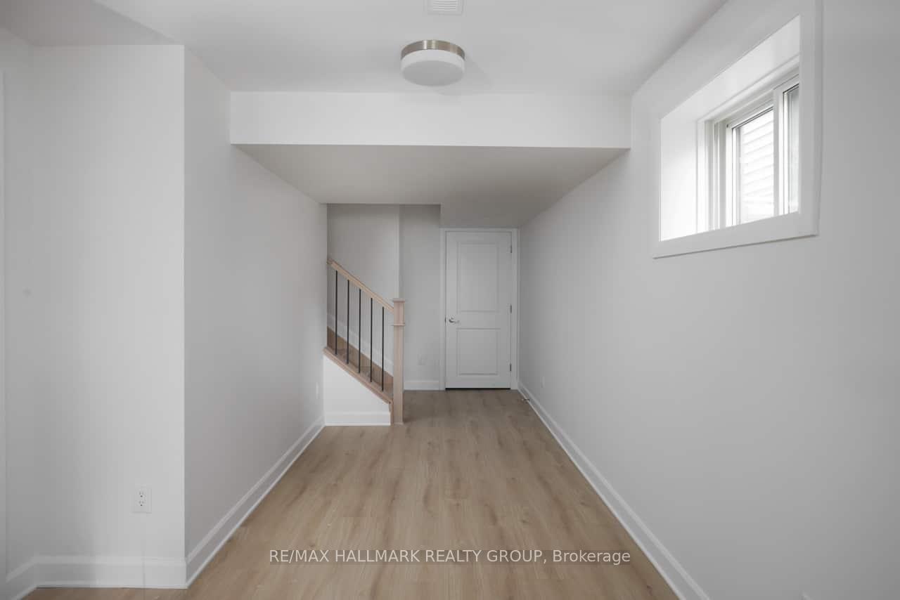 Photo 21 of 206 Kilcooly Lane, Ottawa, Stittsville (South) — HOMEH