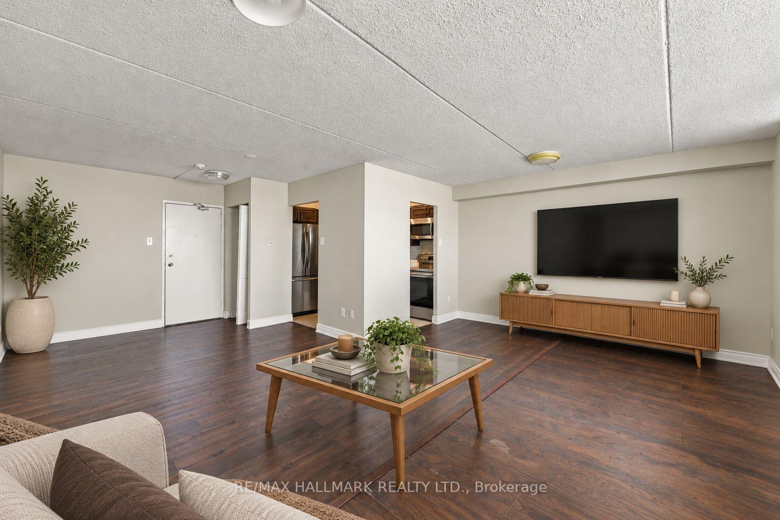 Photo 2 of Unit 704, 207 Galloway Road, Scarborough, West Hill — HOMEH