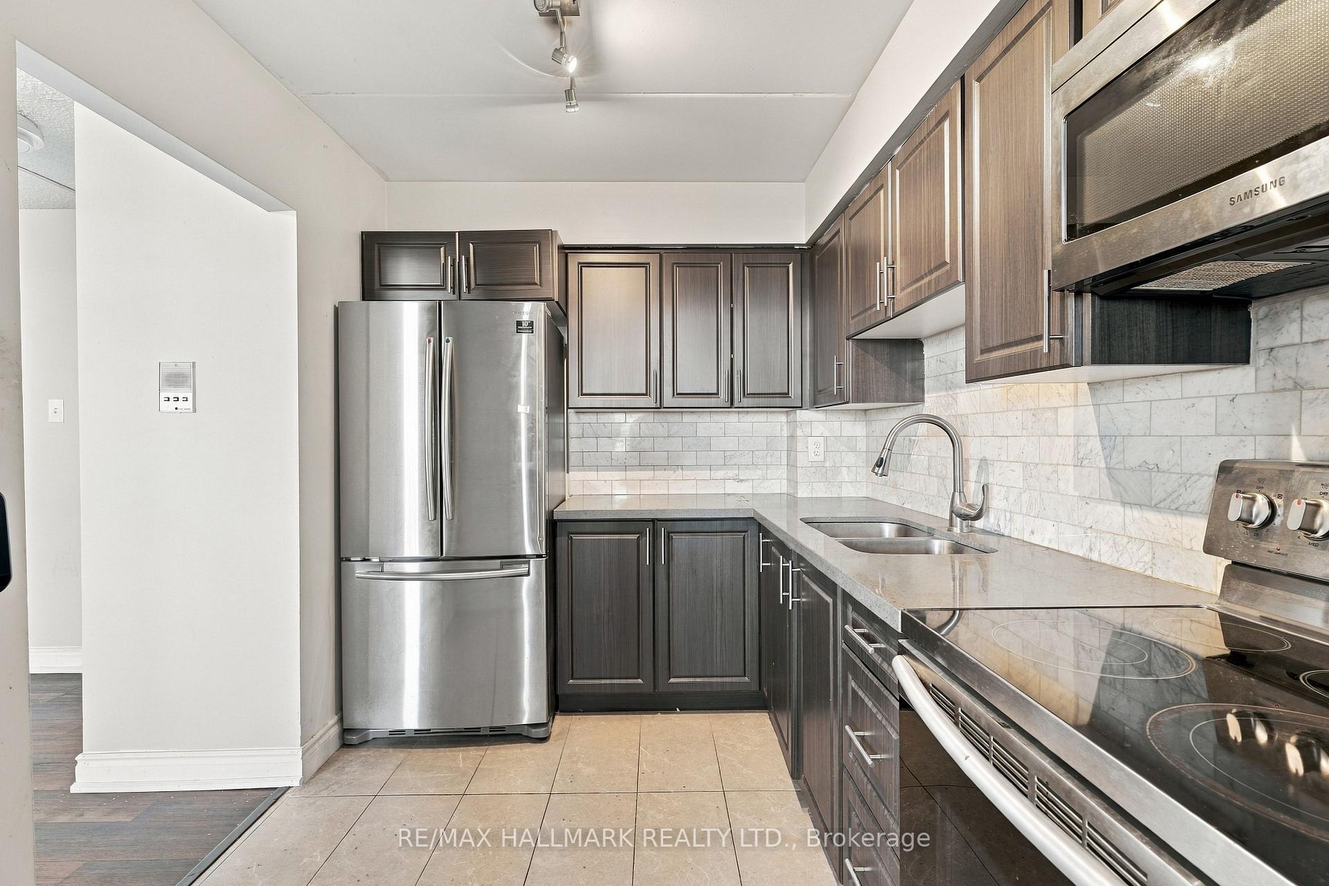 Photo 7 of Unit 704, 207 Galloway Road, Scarborough, West Hill — HOMEH