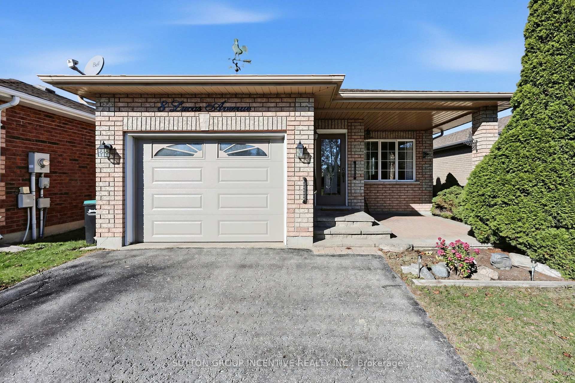Photo 2 of 8 Lucas Avenue, Barrie, Holly — HOMEH