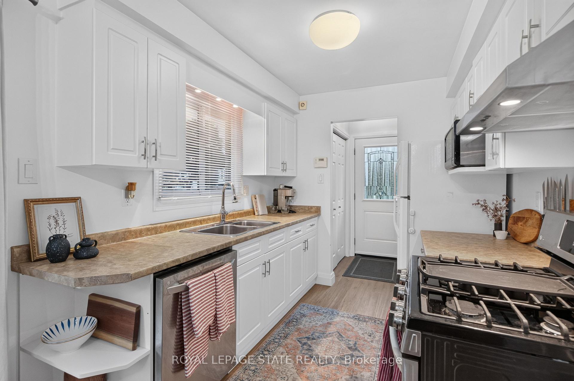 Photo 9 of 38 Southglen Road, Brantford, Cedarland — HOMEH