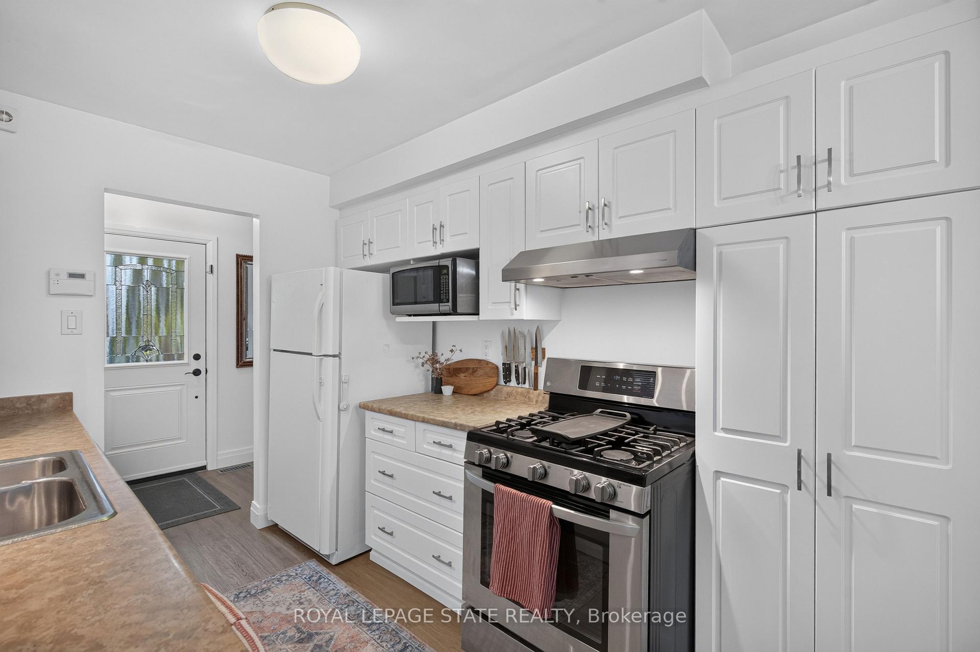 Photo 11 of 38 Southglen Road, Brantford, Cedarland — HOMEH