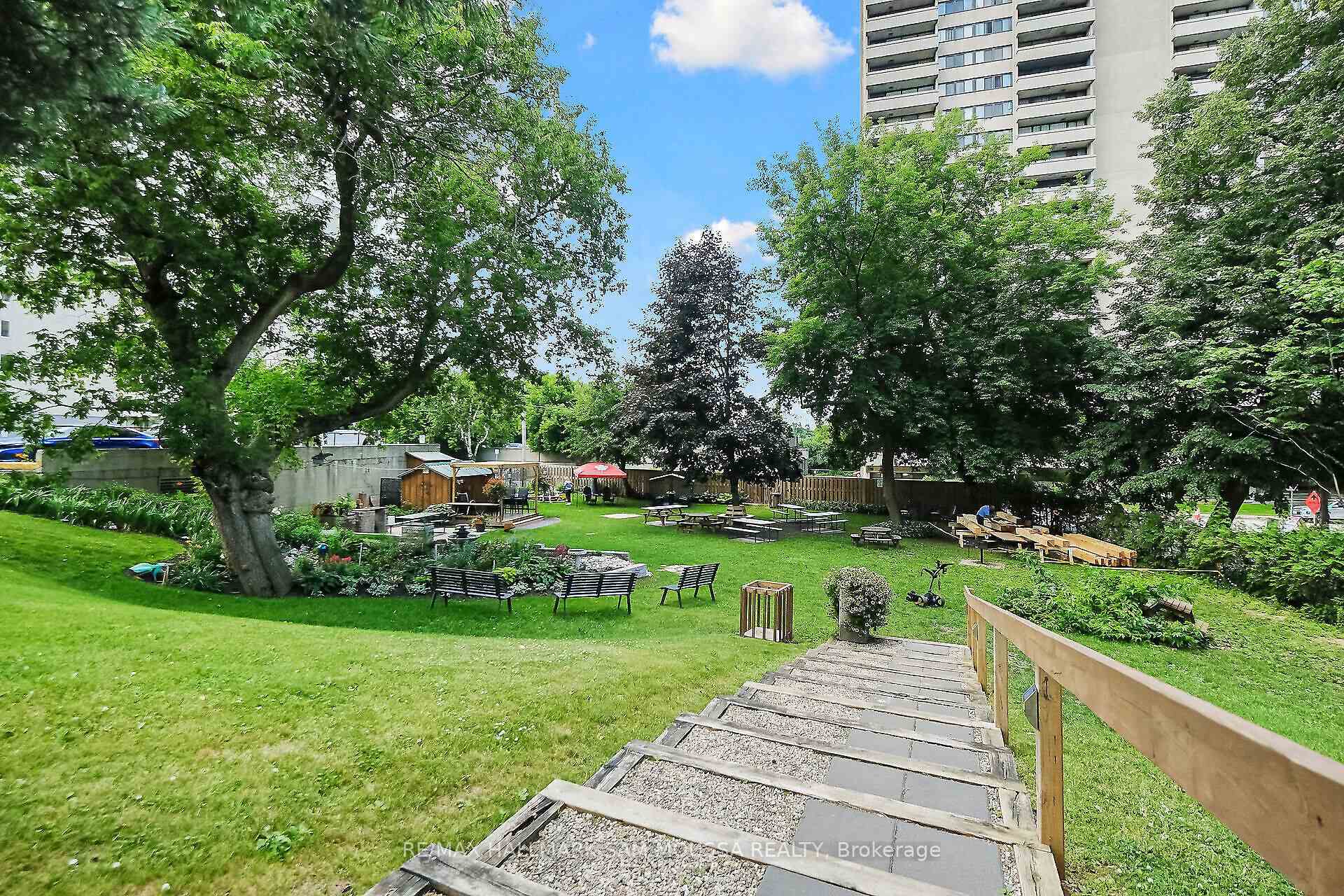 Photo 44 of Unit 1309, 1171 Ambleside Drive, Ottawa, Woodroffe — HOMEH