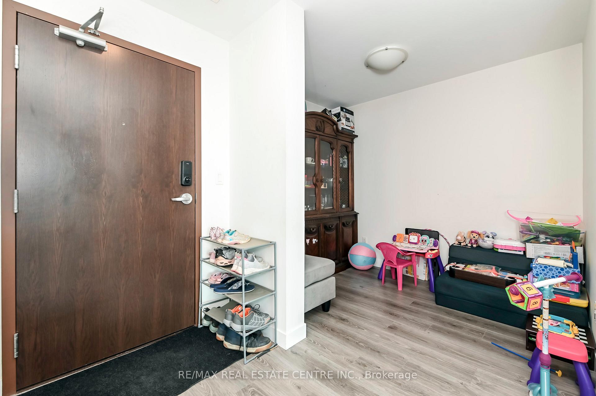 Photo 7 of Unit 3613, 60 Frederick Street, Kitchener, Civic Centre — HOMEH