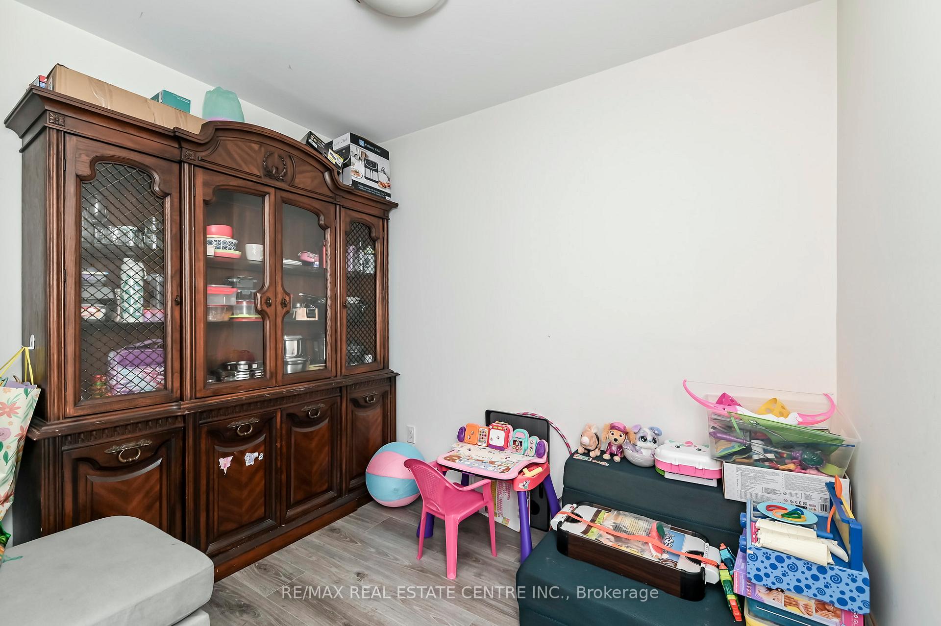 Photo 8 of Unit 3613, 60 Frederick Street, Kitchener, Civic Centre — HOMEH
