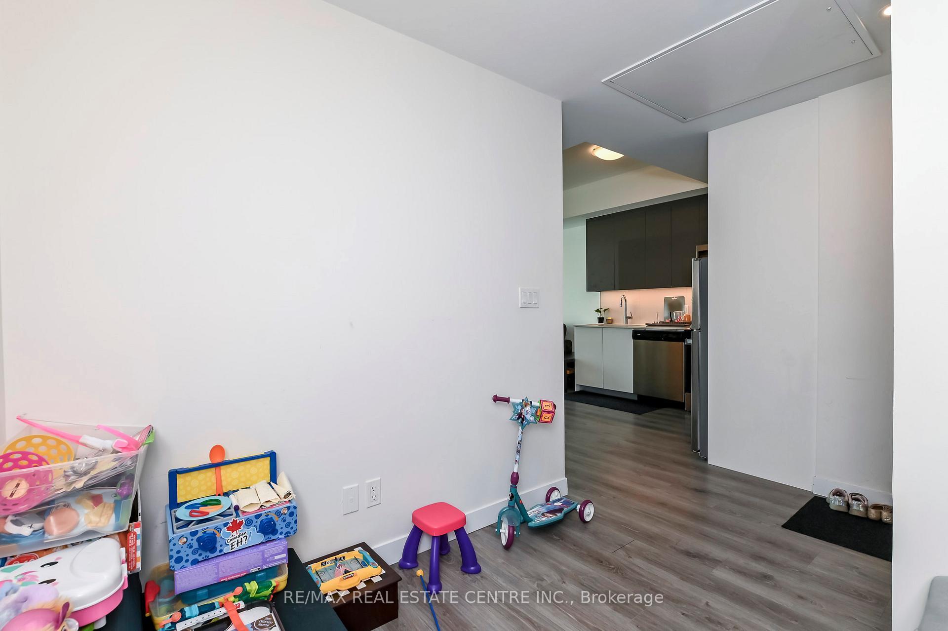 Photo 10 of Unit 3613, 60 Frederick Street, Kitchener, Civic Centre — HOMEH