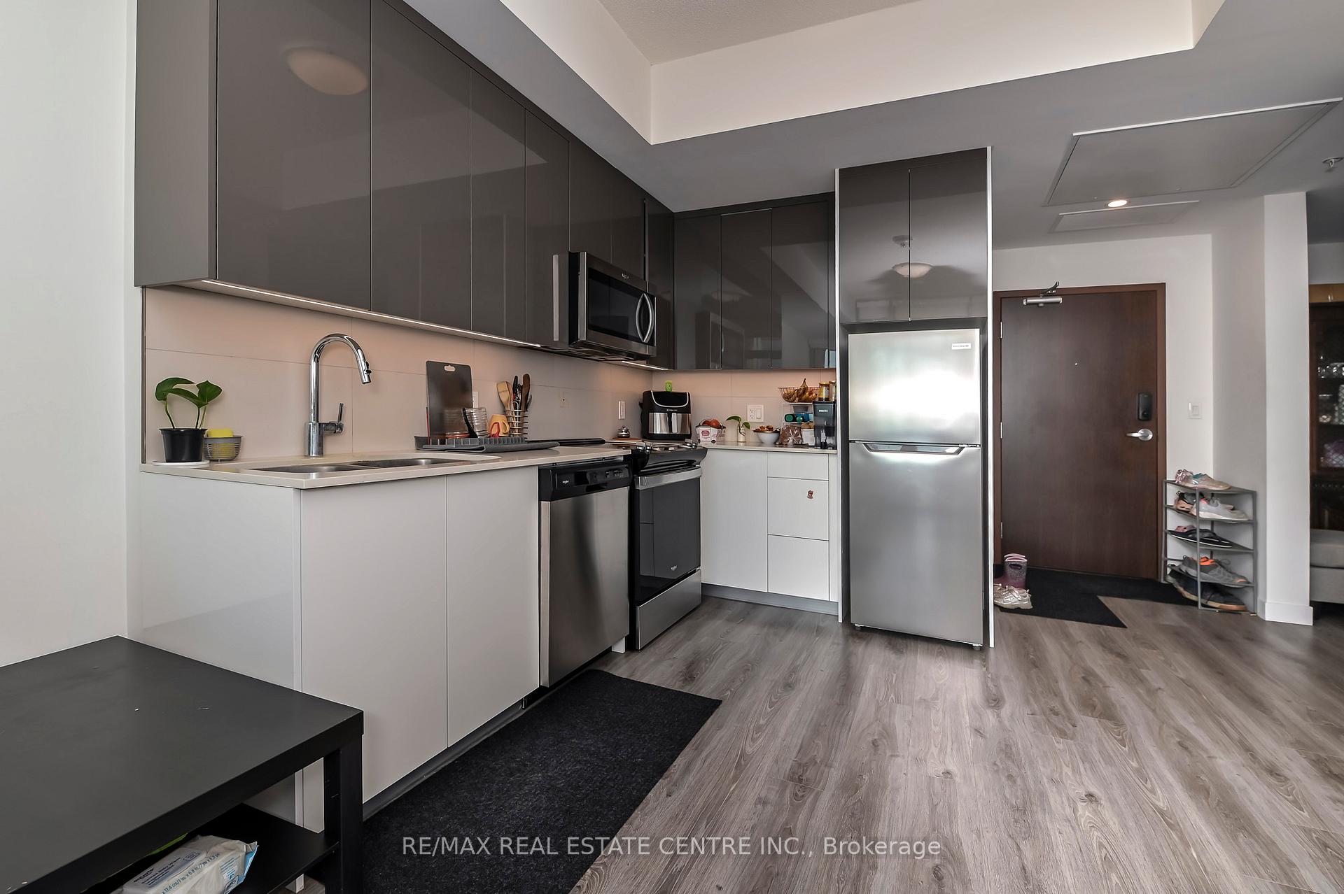 Photo 15 of Unit 3613, 60 Frederick Street, Kitchener, Civic Centre — HOMEH