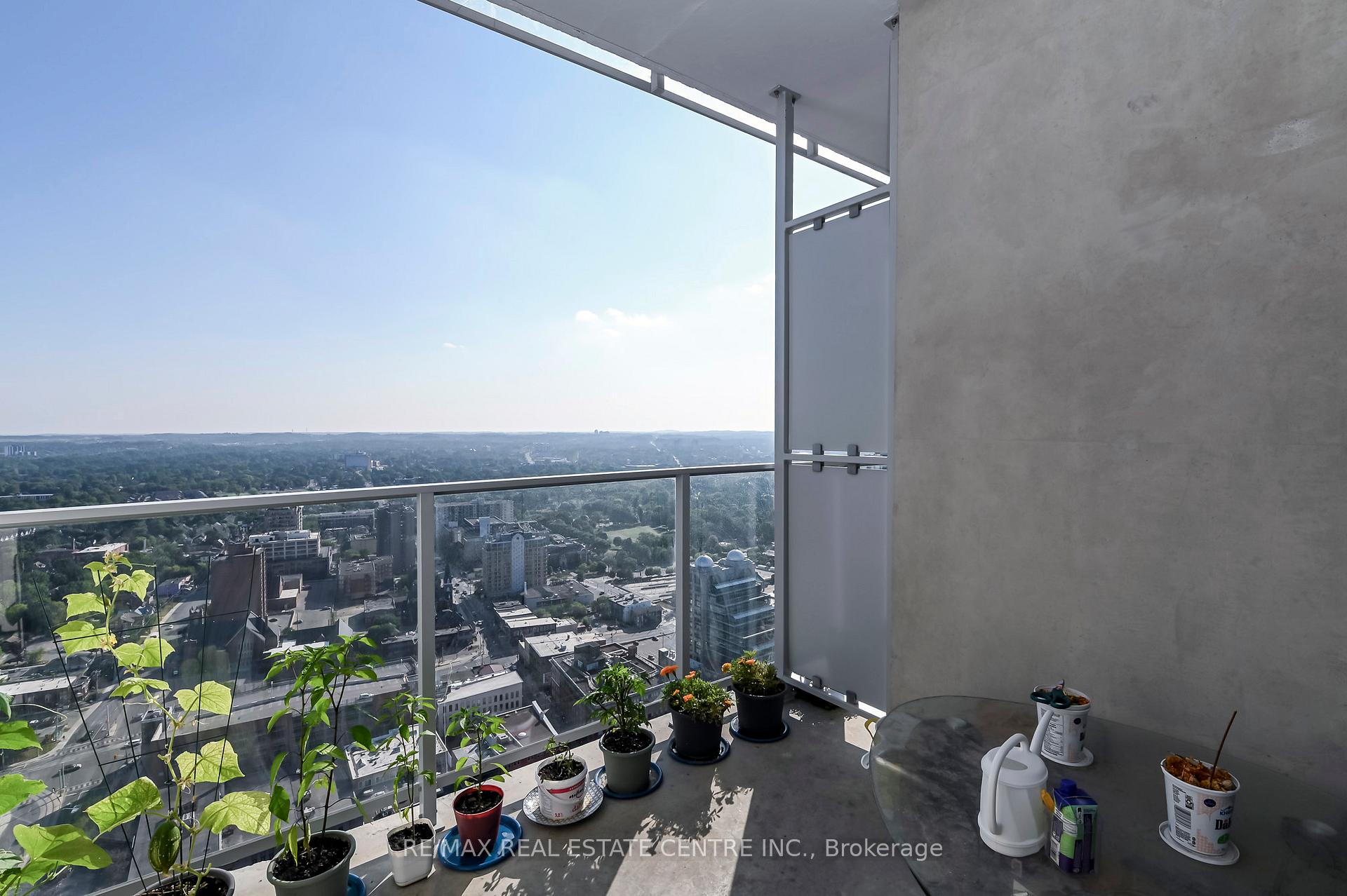 Photo 23 of Unit 3613, 60 Frederick Street, Kitchener, Civic Centre — HOMEH