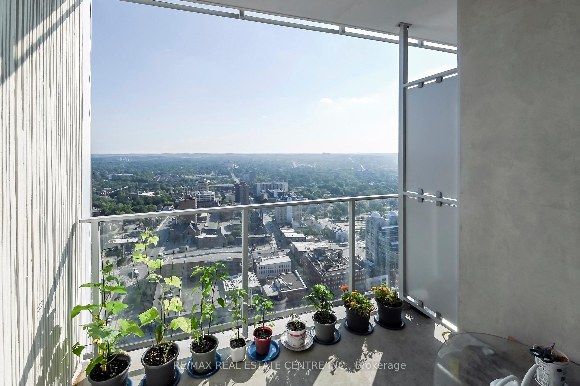 Photo 24 of Unit 3613, 60 Frederick Street, Kitchener, Civic Centre — HOMEH