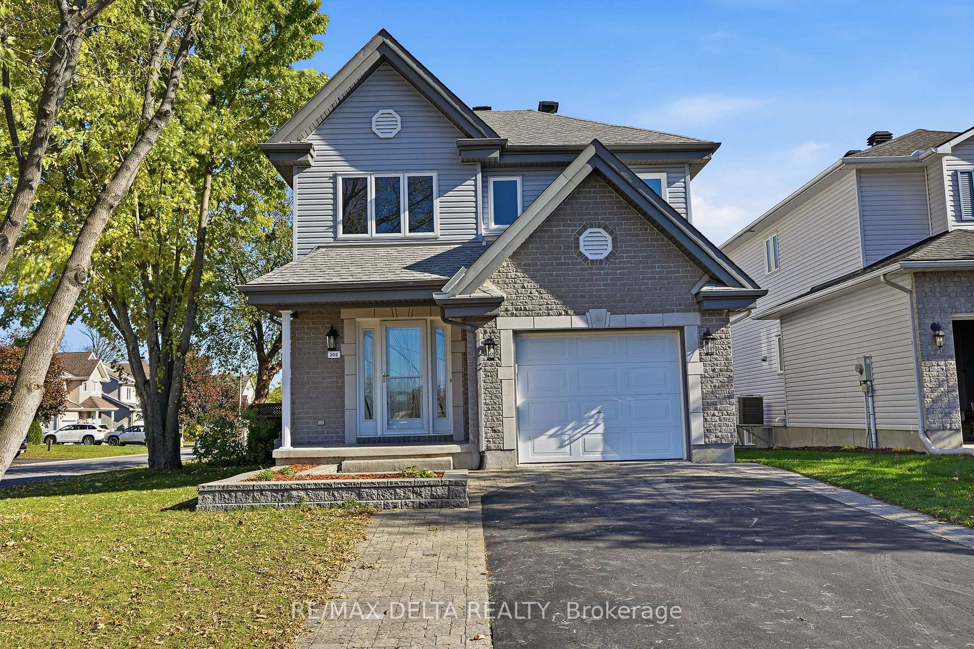 Photo 2 of 202 Sandra Crescent, Clarence-Rockland, Town of Rockland — HOMEH