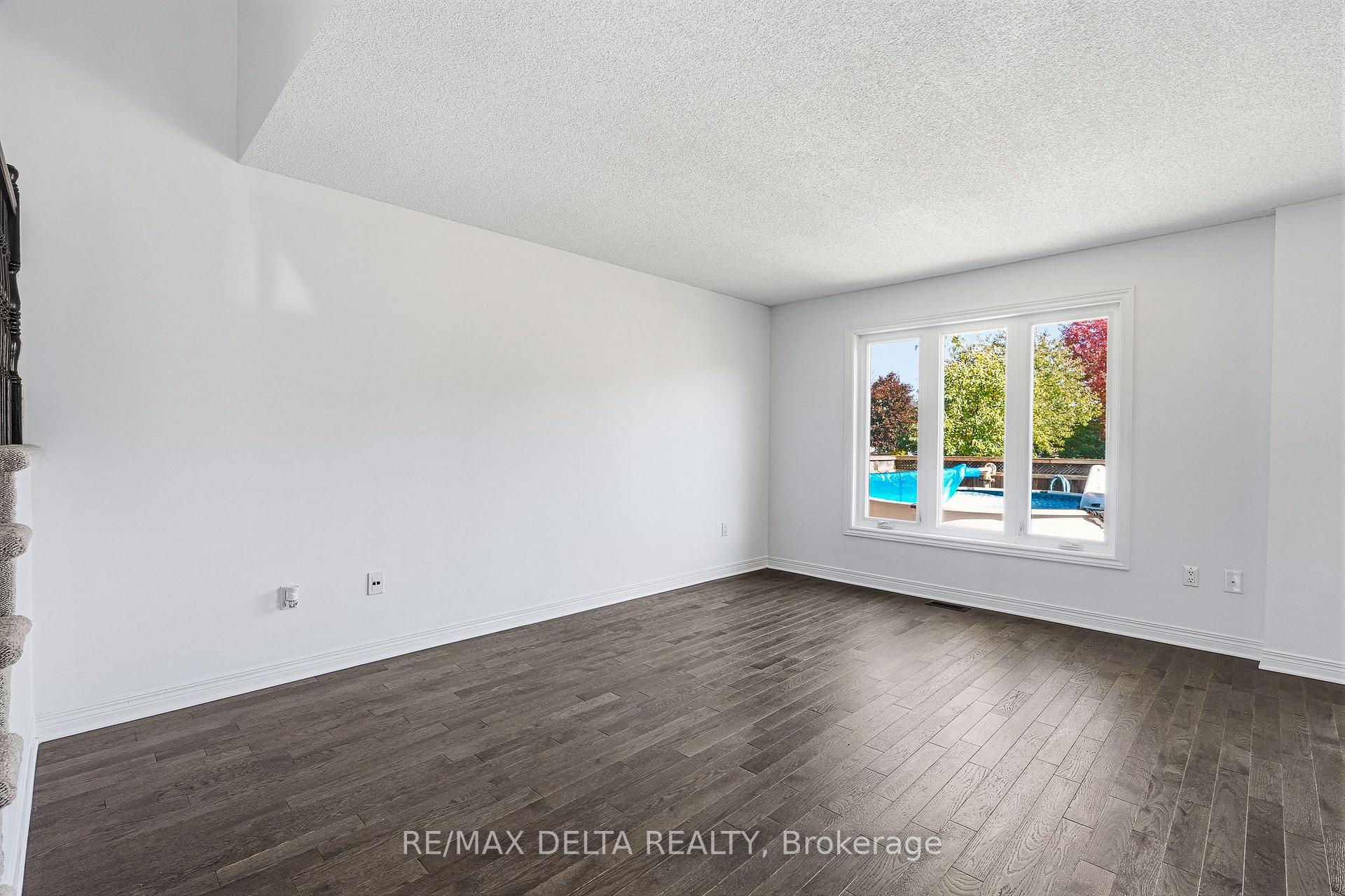 Photo 8 of 202 Sandra Crescent, Clarence-Rockland, Town of Rockland — HOMEH