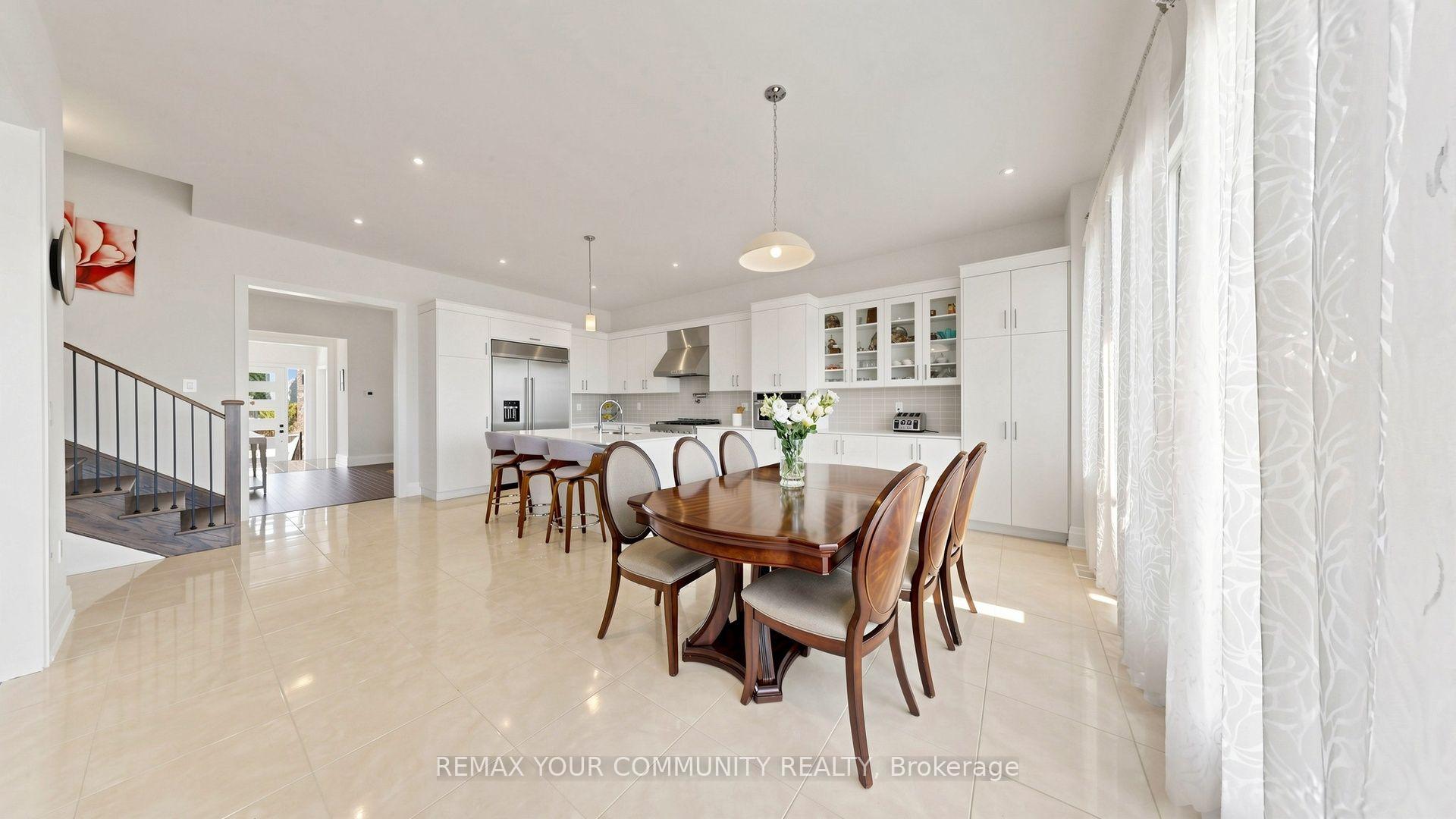 Photo 12 of 9 Backhouse Drive, Richmond Hill, Rural Richmond Hill — HOMEH