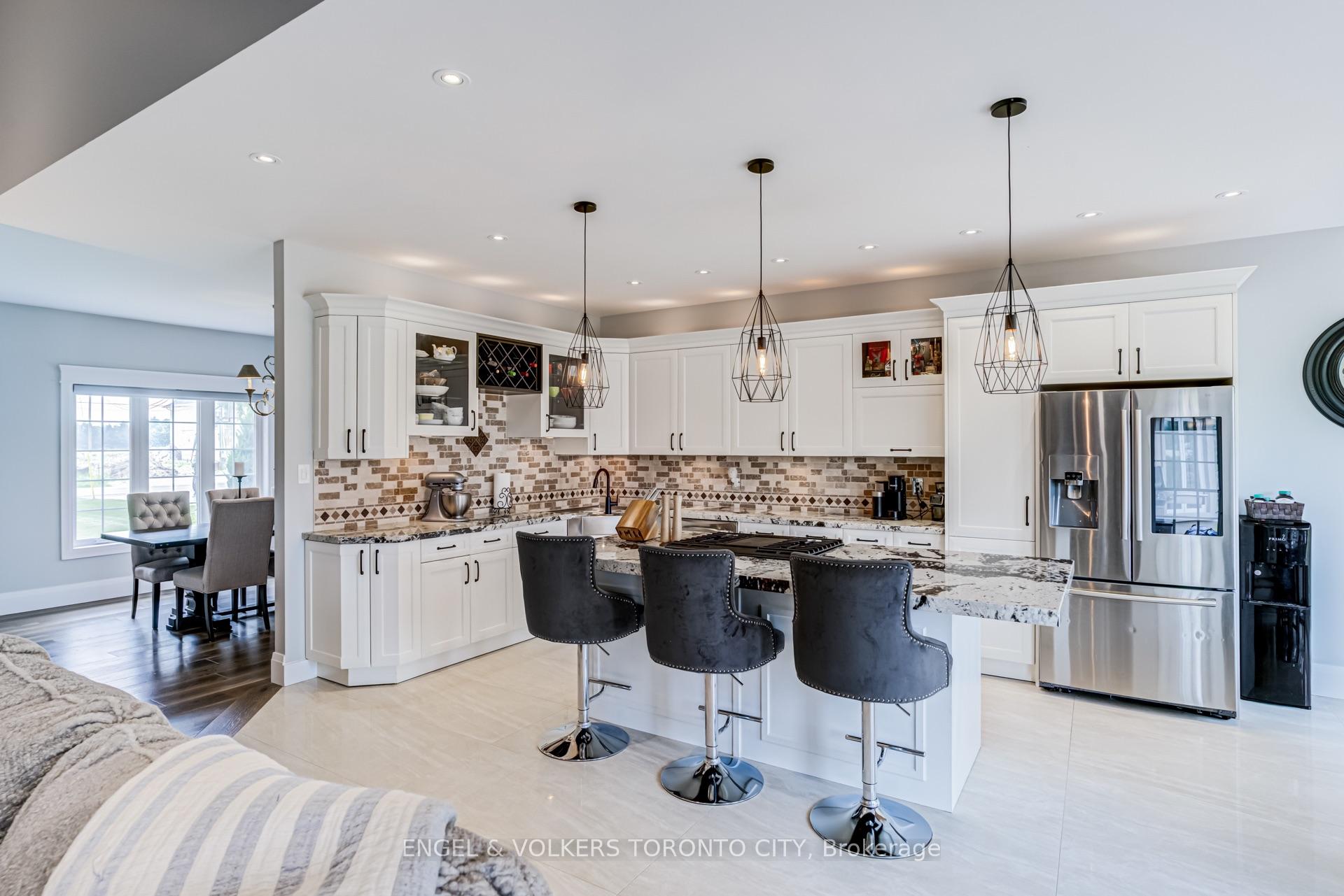 Photo 16 of 1288 Shore Acres Drive, Innisfil, Rural Innisfil — HOMEH