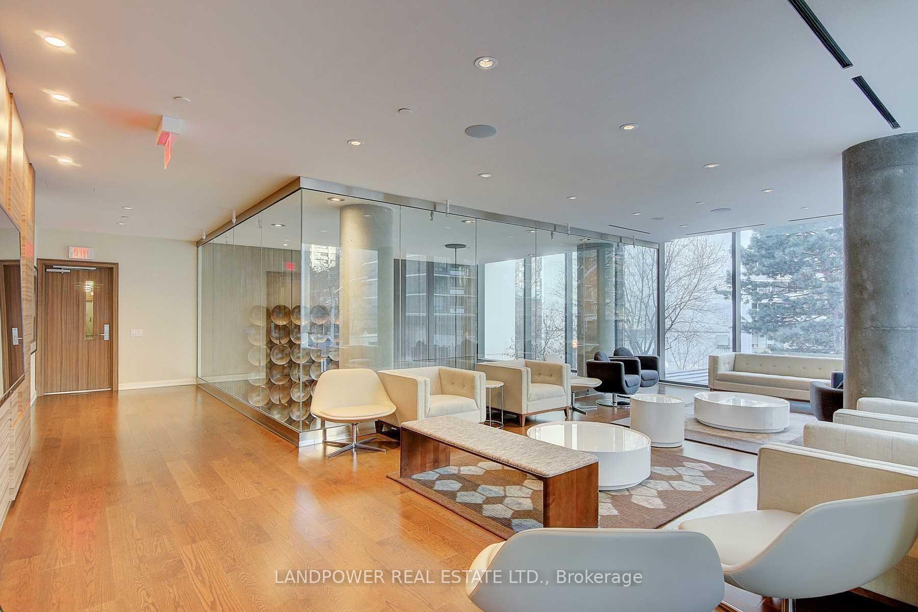 Photo 9 of Unit 1401, 75 St. Nicholas Street, Toronto, Bay Street Corridor — HOMEH
