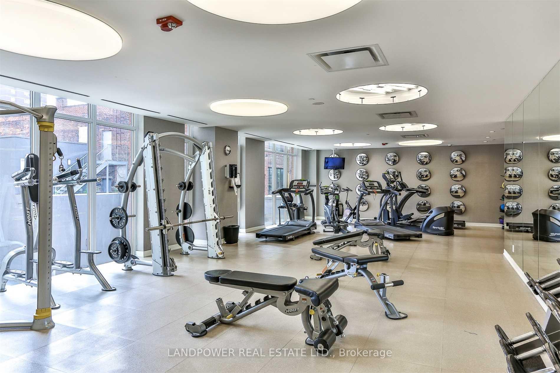 Photo 10 of Unit 1401, 75 St. Nicholas Street, Toronto, Bay Street Corridor — HOMEH