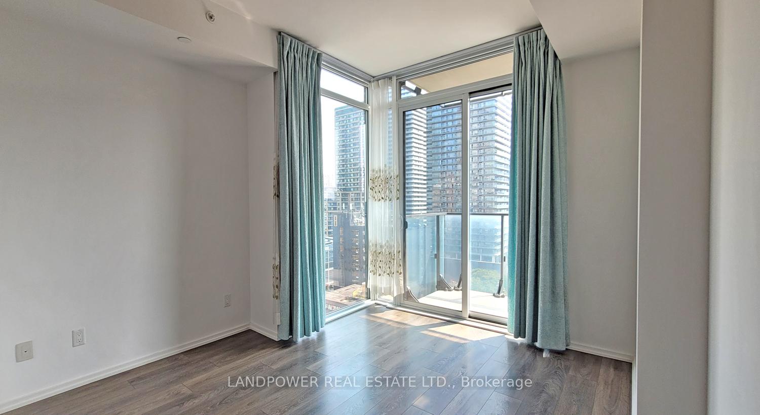 Photo 17 of Unit 1401, 75 St. Nicholas Street, Toronto, Bay Street Corridor — HOMEH