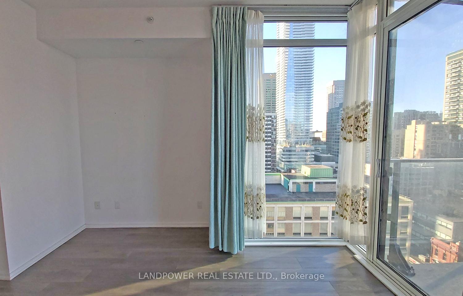 Photo 18 of Unit 1401, 75 St. Nicholas Street, Toronto, Bay Street Corridor — HOMEH