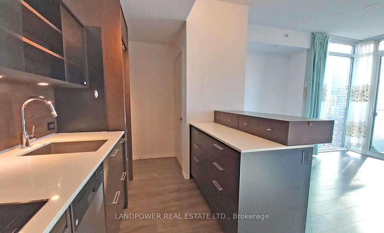 Photo 22 of Unit 1401, 75 St. Nicholas Street, Toronto, Bay Street Corridor — HOMEH