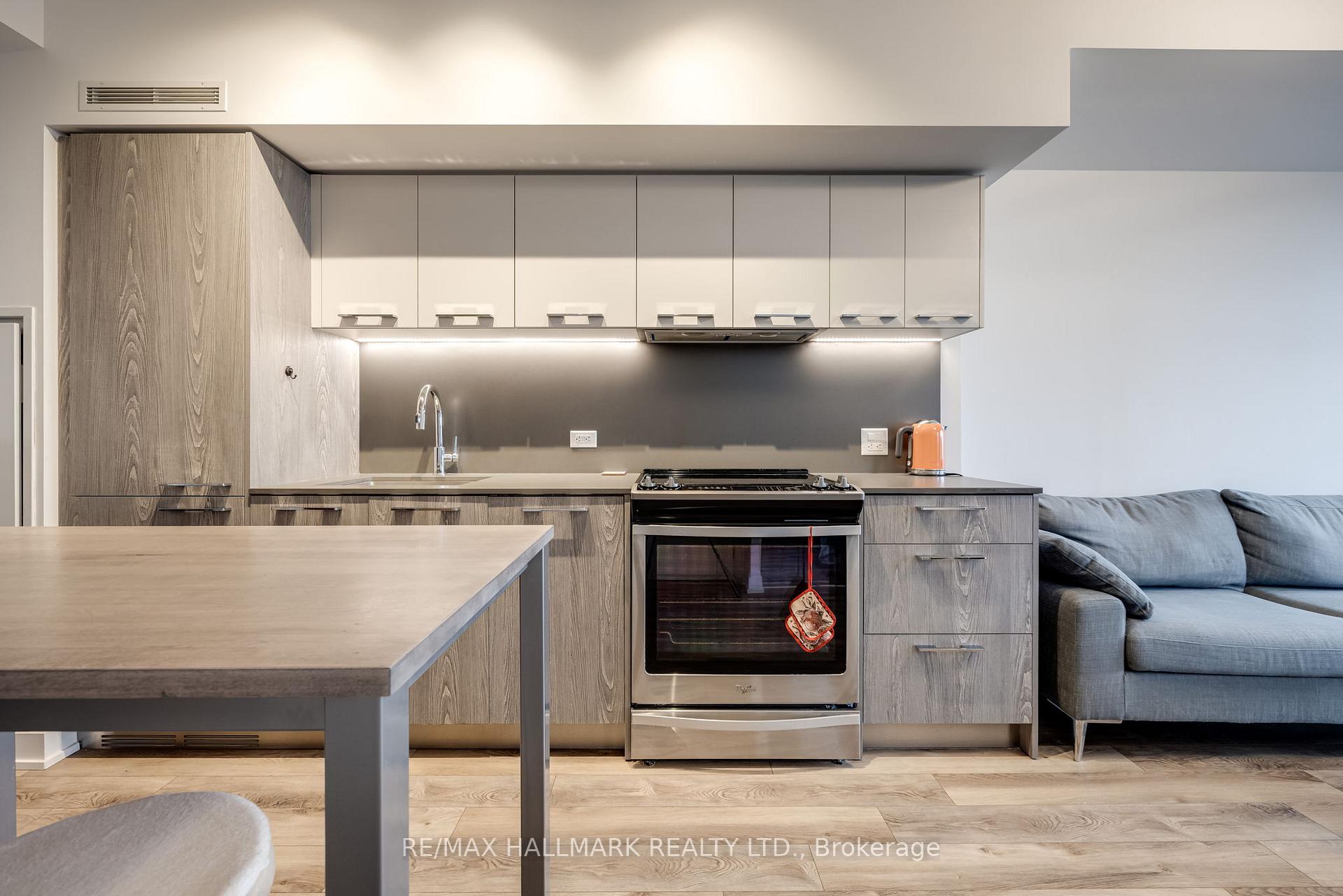 Photo 5 of Unit 1106, 15 Baseball Place, Toronto, South Riverdale — HOMEH