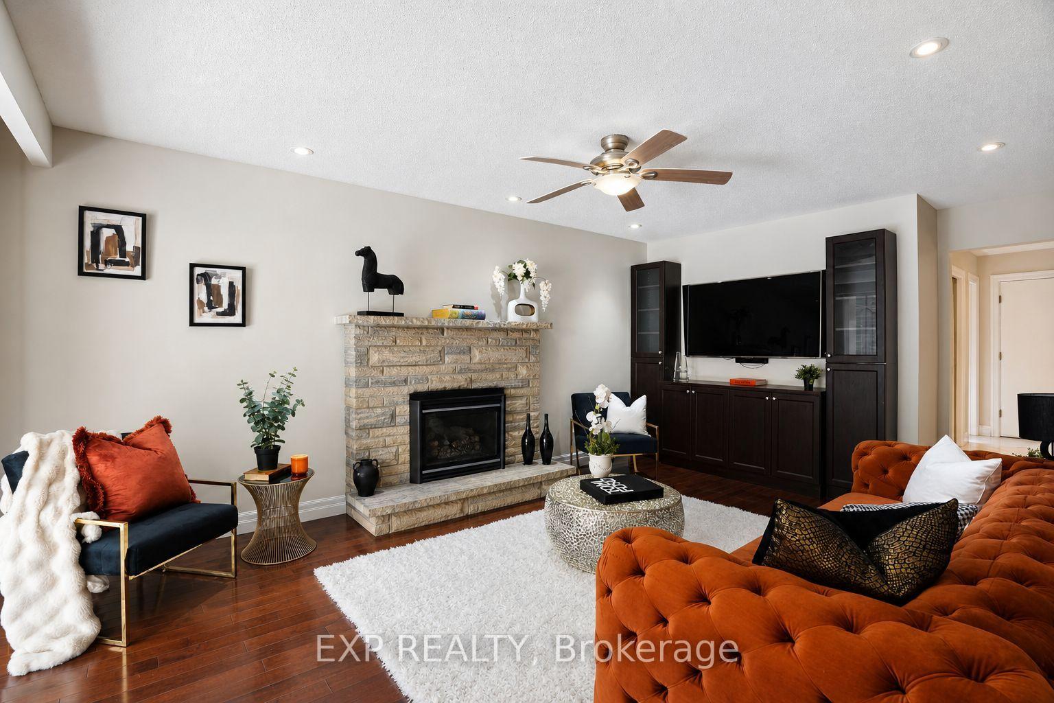 Photo 2 of 74 Henderson Drive, Whitby, Pringle Creek — HOMEH