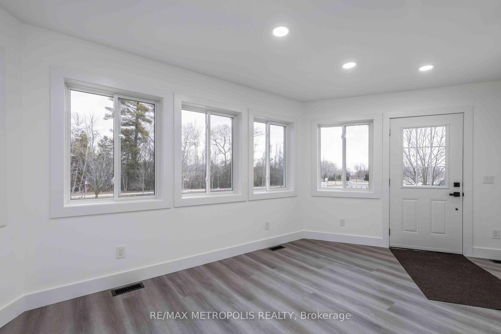 Photo 13 of 759 Innisfil Beach Road, Innisfil, Alcona — HOMEH