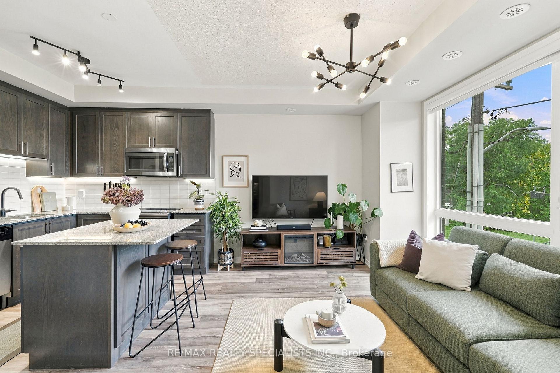 Photo 17 of Unit 5, 24 Fieldway Road, Etobicoke, Islington-City Centre West — HOMEH