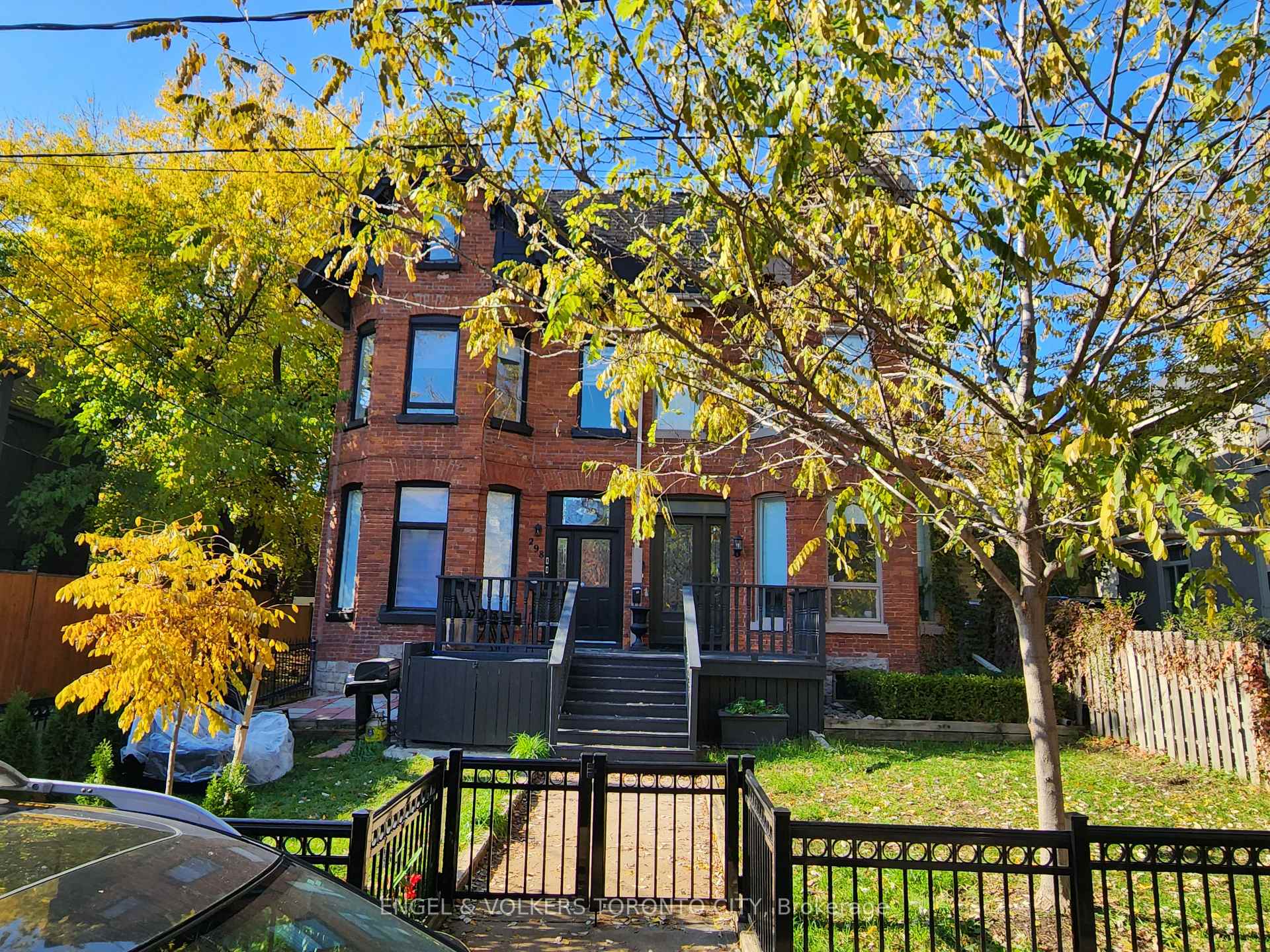 Photo of 298 Seaton Street