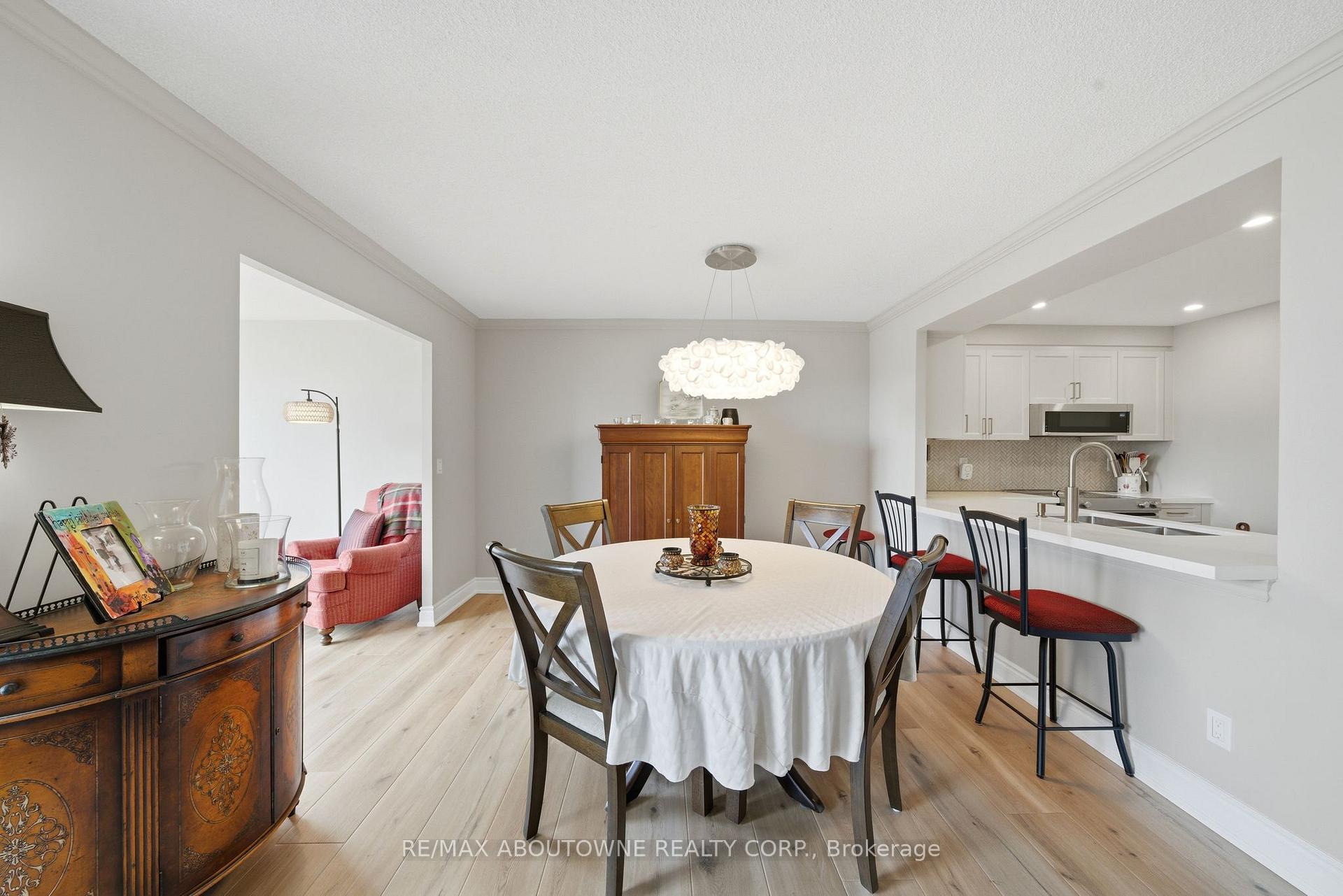 Photo 17 of Unit 606, 442 Maple Avenue, Burlington, Brant — HOMEH
