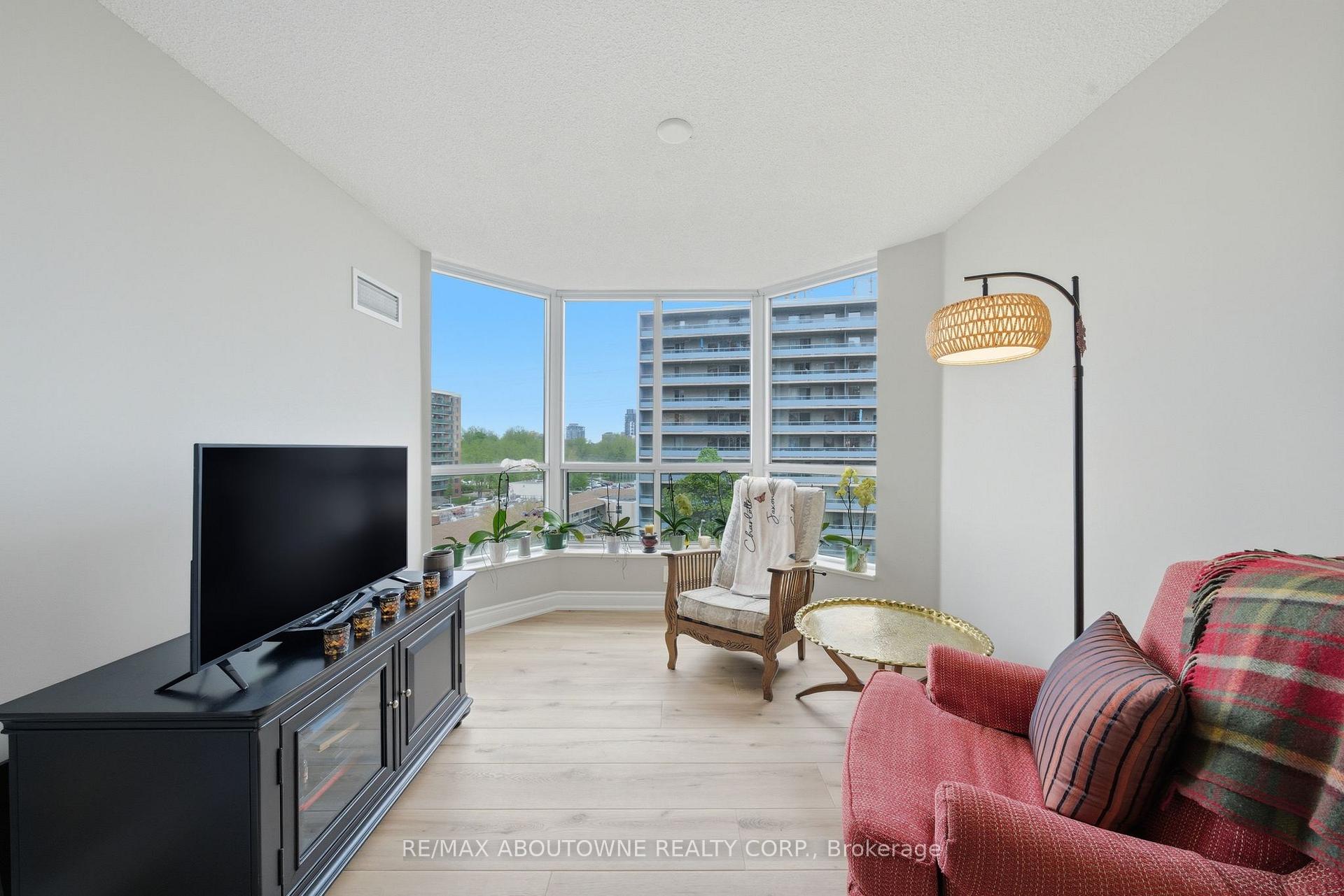 Photo 20 of Unit 606, 442 Maple Avenue, Burlington, Brant — HOMEH