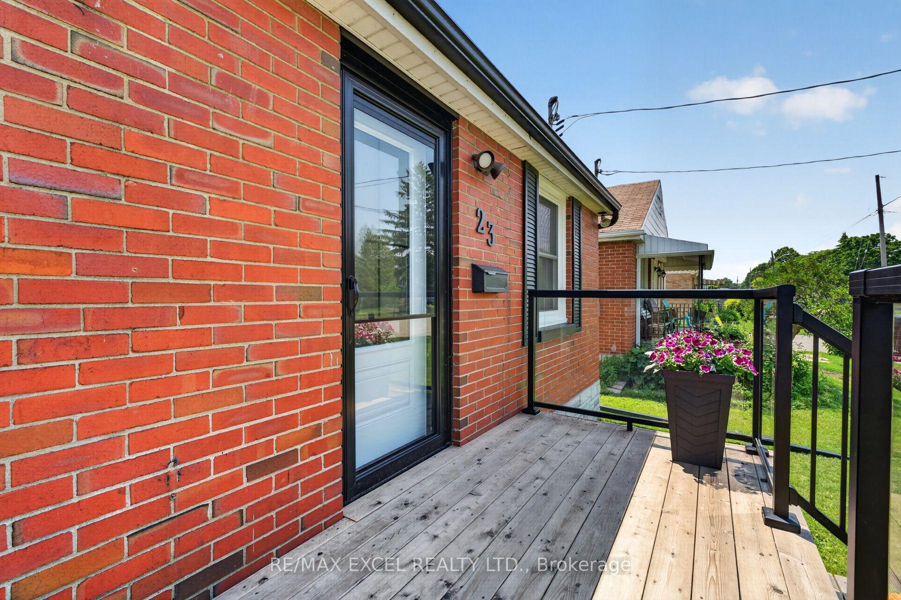 Photo 5 of 23 Kawartha Avenue, Oshawa, Lakeview — HOMEH