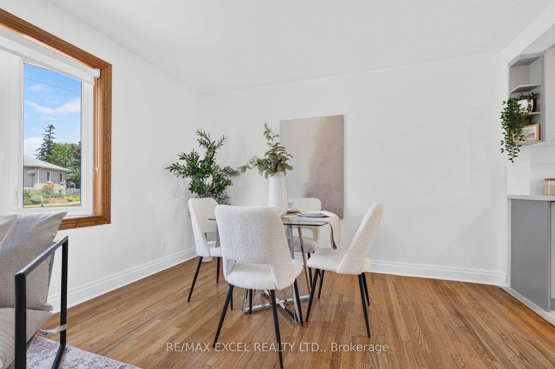 Photo 12 of 23 Kawartha Avenue, Oshawa, Lakeview — HOMEH