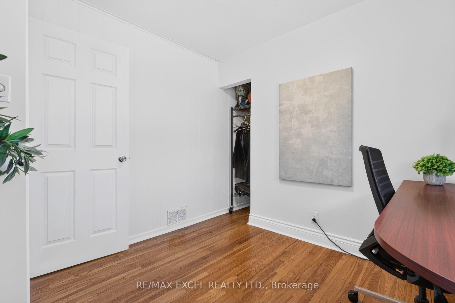 Photo 25 of 23 Kawartha Avenue, Oshawa, Lakeview — HOMEH