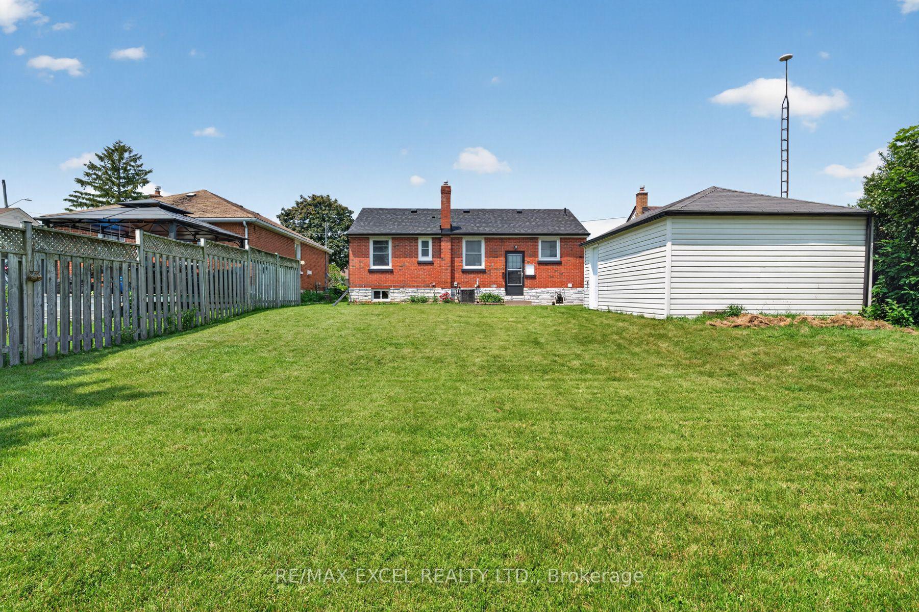 Photo 33 of 23 Kawartha Avenue, Oshawa, Lakeview — HOMEH