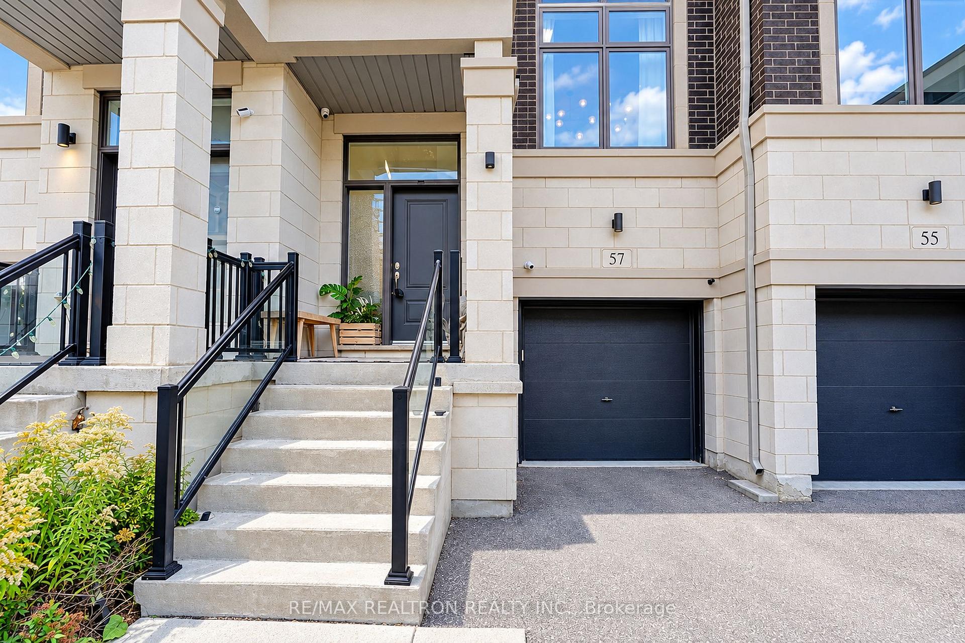 Photo 2 of 57 Armillo Place, Markham, Wismer — HOMEH