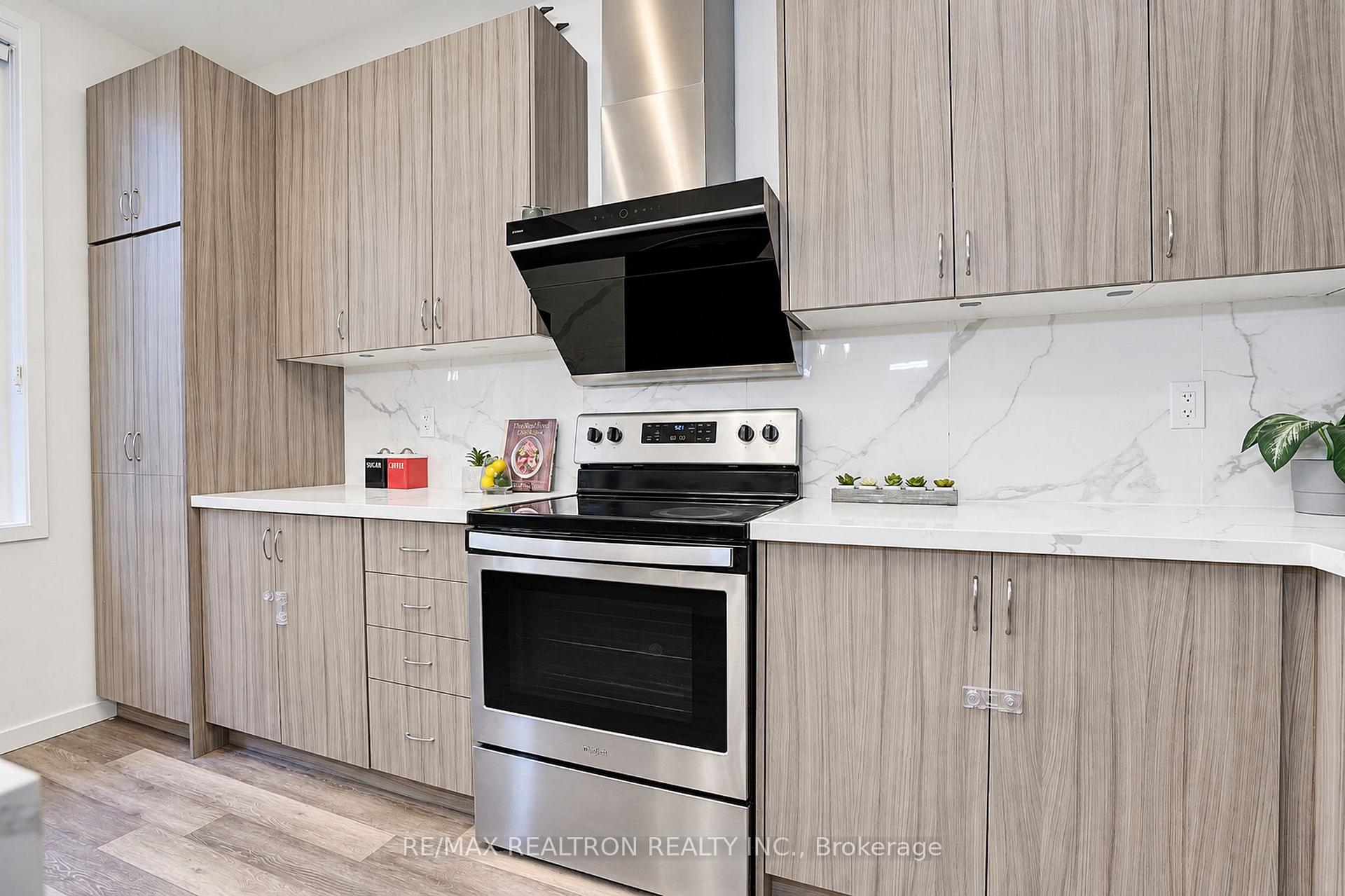 Photo 16 of 57 Armillo Place, Markham, Wismer — HOMEH