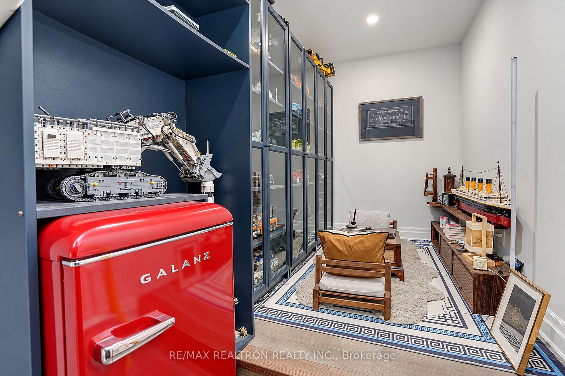 Photo 38 of 57 Armillo Place, Markham, Wismer — HOMEH