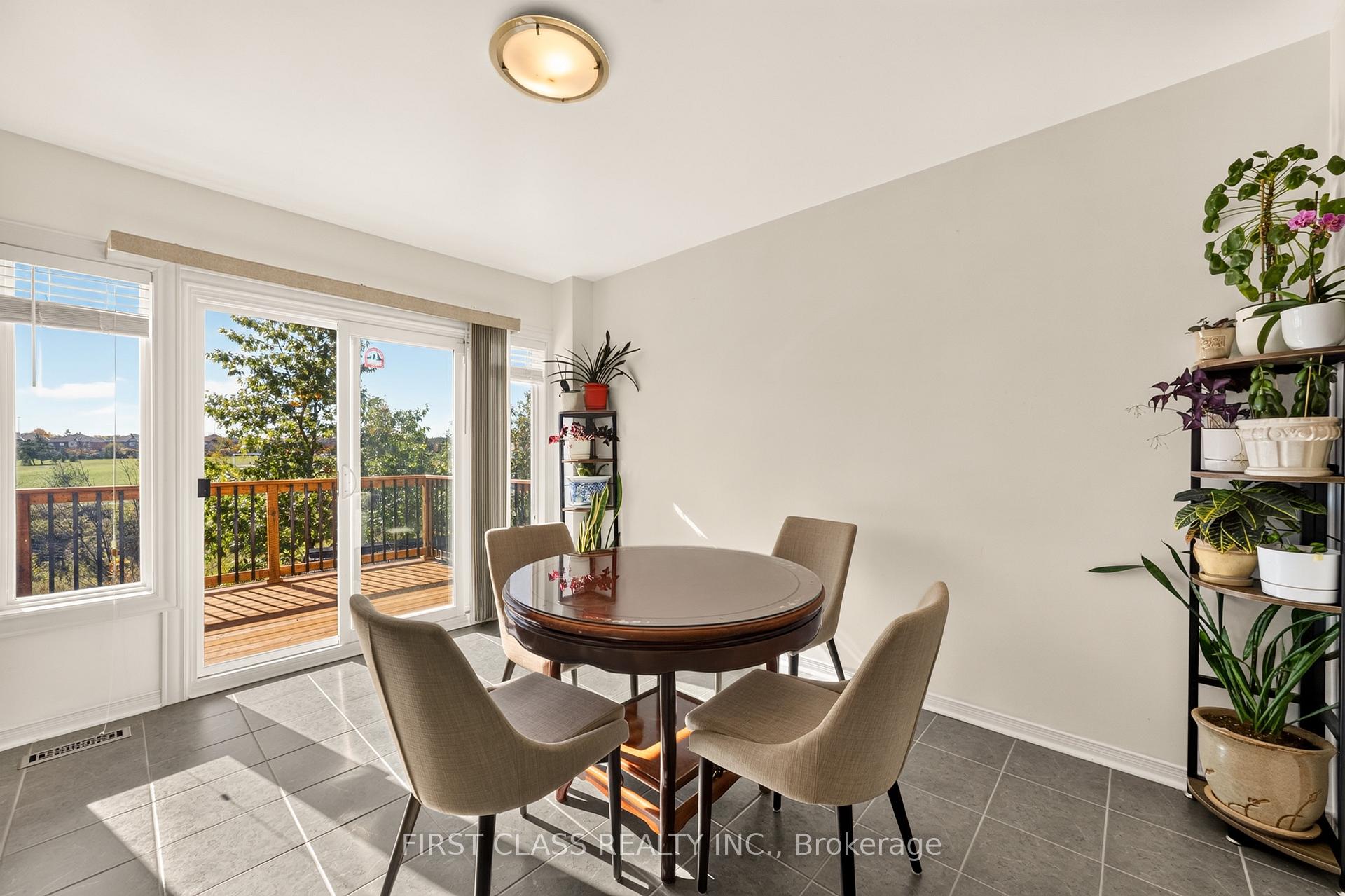 Photo 15 of 38 Pacific Wind Crescent, Brampton, Sandringham-Wellington — HOMEH