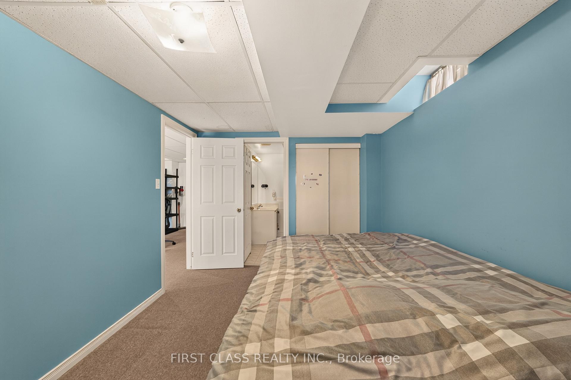 Photo 37 of 38 Pacific Wind Crescent, Brampton, Sandringham-Wellington — HOMEH