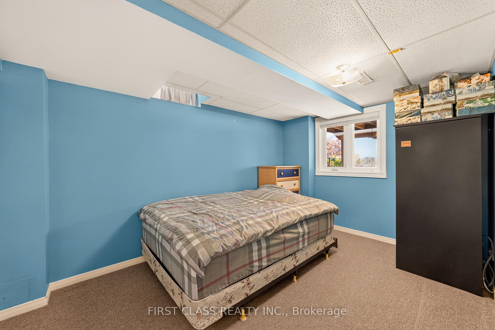 Photo 36 of 38 Pacific Wind Crescent, Brampton, Sandringham-Wellington — HOMEH